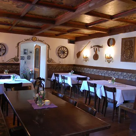 Mini-hôtel Martinihof 2*