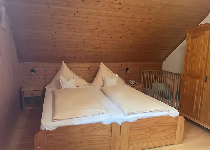 Martinihof Värdshus Latschach ober dem Faakersee